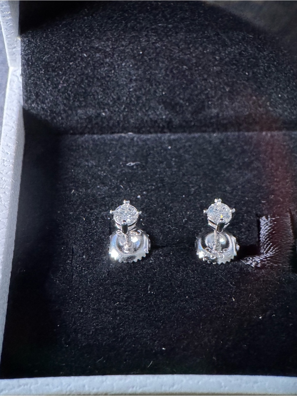 VVS1 Moissante 3mm .18ct GRA Certified